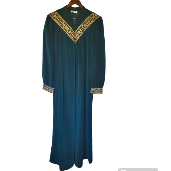 Vintage Vanity Fair Emerald Green Velvet Whimsigoth Robe Nightgown Ren Fair - Picture 1 of 14